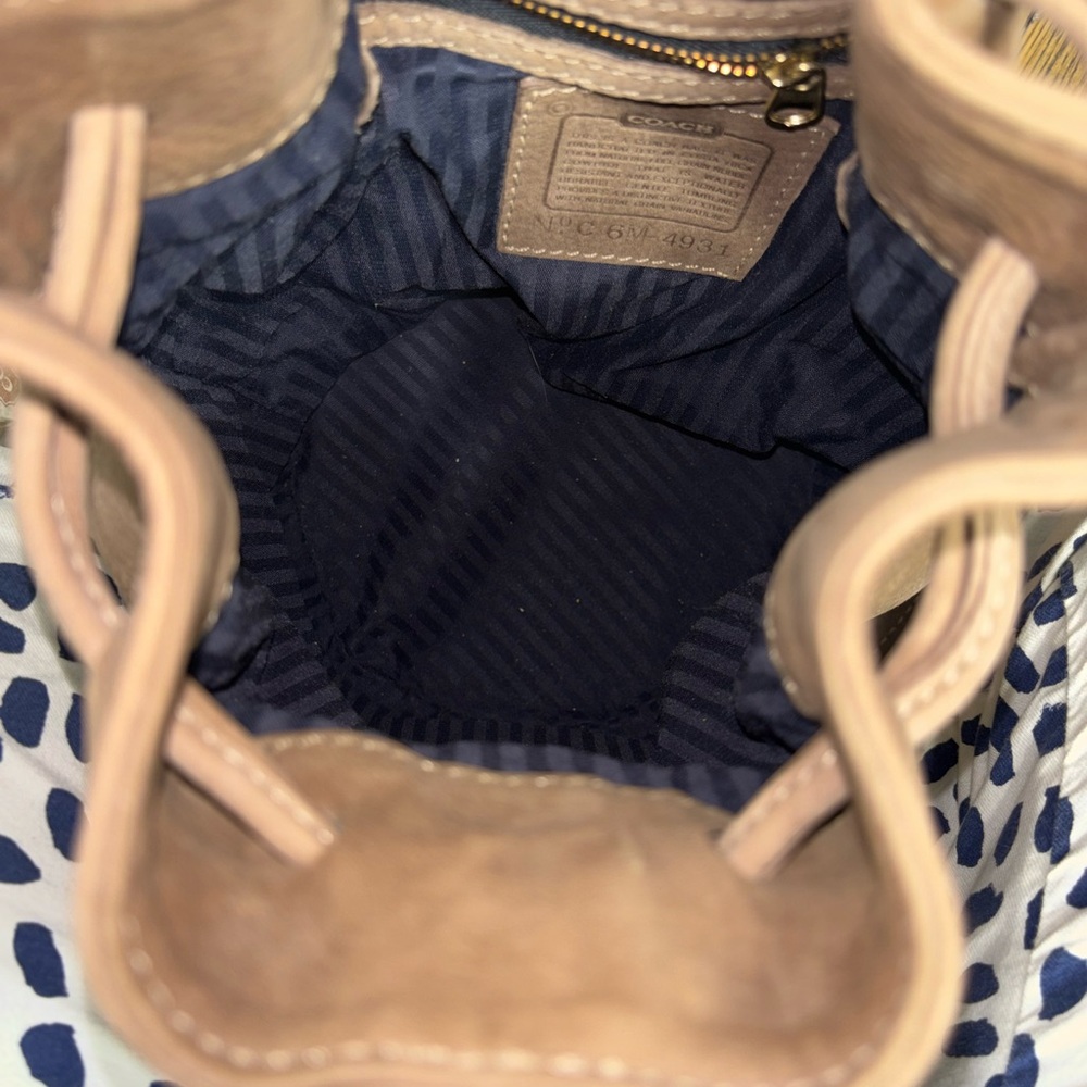 Coach Tan Drawstring Bucket Shoulder Bag - Picture 5 of 9
